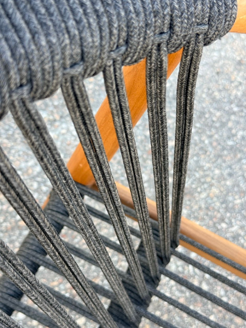 224