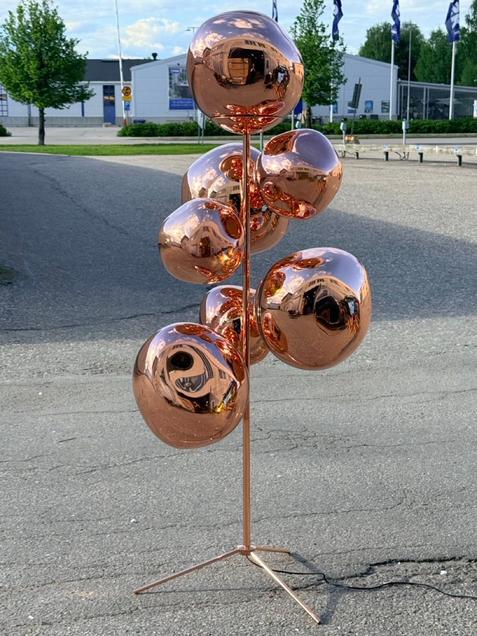 200