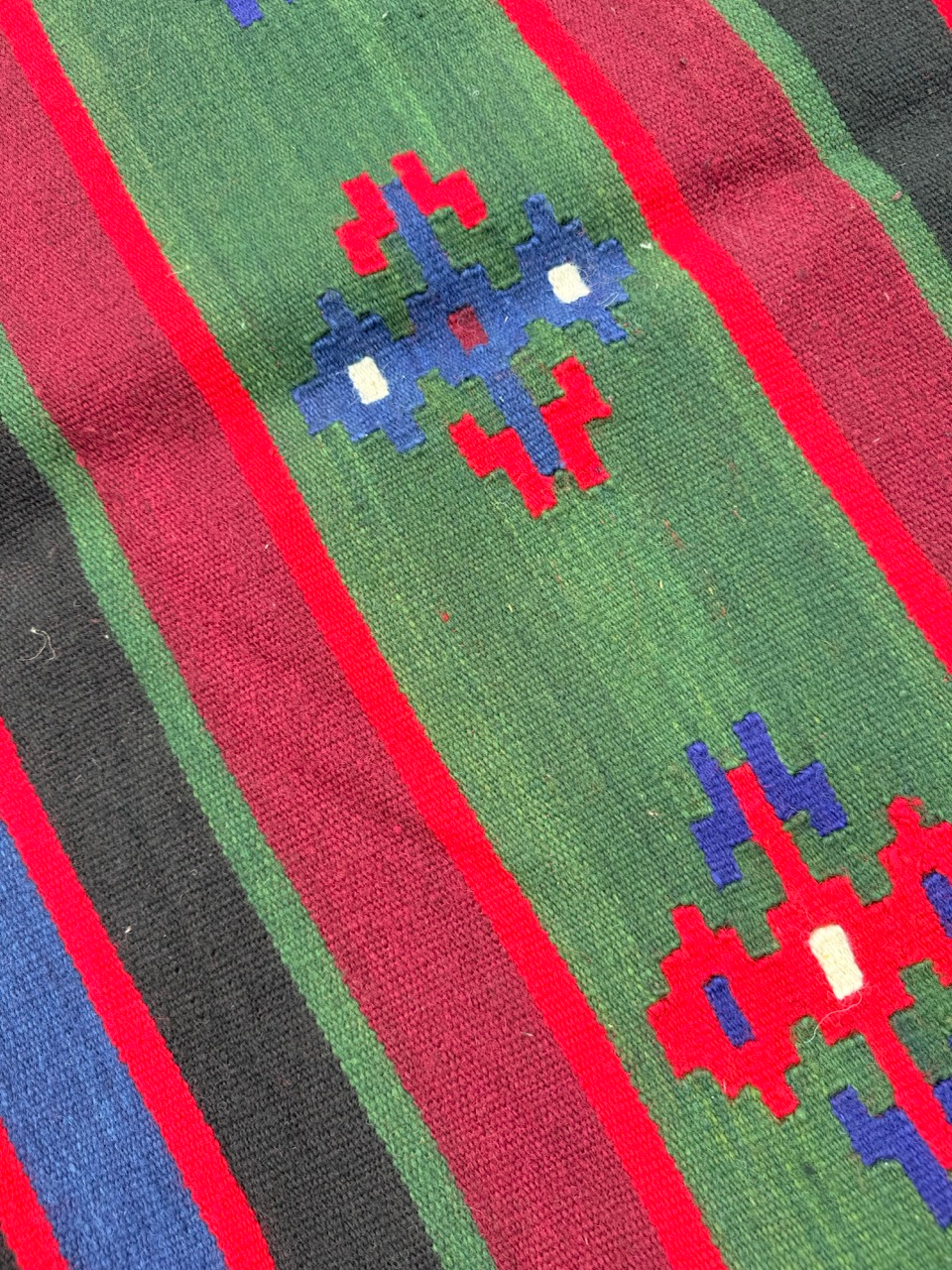 242